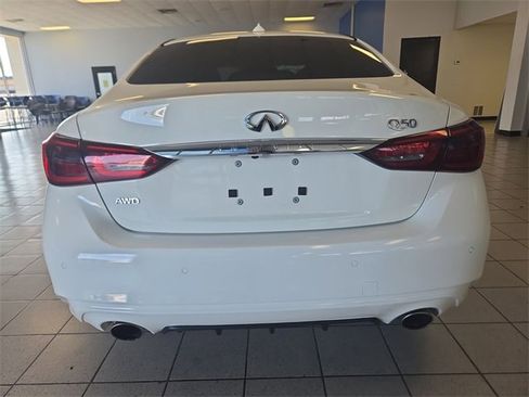 Used 2022 INFINITI Q50 Luxe w/ Cargo Package image 7