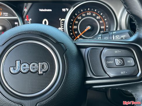Used 2020 Jeep Wrangler Unlimited Sport AWD/4WD image 23