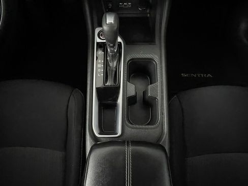 Used 2024 Nissan Sentra SV FWD image 20