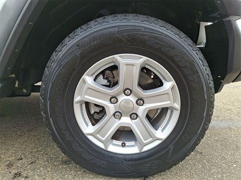 Used 2019 Jeep Wrangler Unlimited Sport S image 10