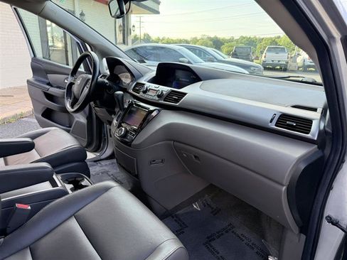 Used 2014 Honda Odyssey EX-L image 11