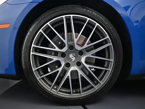 Used 2024 Porsche Panamera 4 image 26