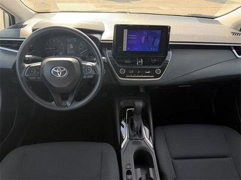Certified 2025 Toyota Corolla LE image 9