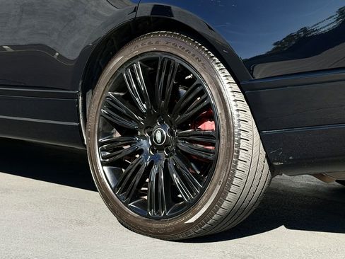 Used 2019 Land Rover Range Rover Supercharged image 30