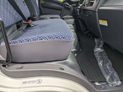 New 2025 Chevrolet Low Cab Forward image 20