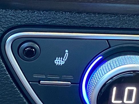 Used 2024 Audi Q5 e Premium Plus image 15