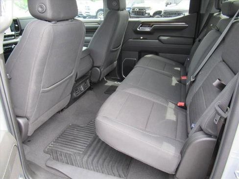 Used 2024 GMC Sierra 1500 Elevation image 30