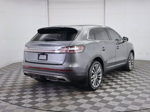 Used 2022 Lincoln Nautilus Reserve w/ Equipment Group 202A image 5