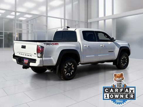 Used 2023 Toyota Tacoma TRD Off-Road w/ Technology Package image 6
