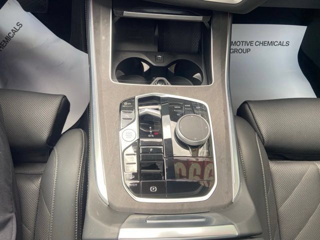 Used 2026 BMW X5 xDrive40i w/ Premium Package AWD/4WD image 13