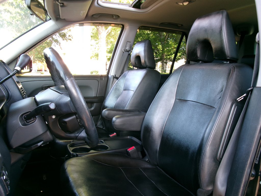 Used 2006 Honda CR-V EX image 13