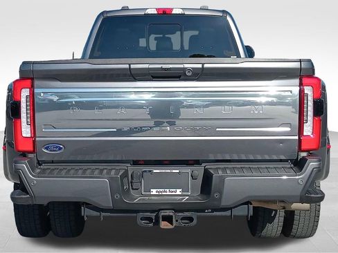 Certified 2025 Ford F450 Platinum w/ Platinum Plus Package image 5