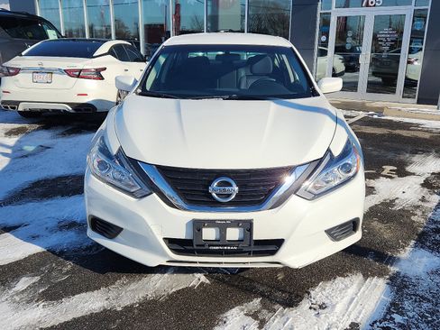 Used 2018 Nissan Altima 2.5 S w/ S Convenience Package image 2