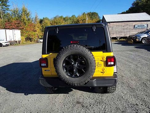 Used 2021 Jeep Wrangler Unlimited Sport image 7