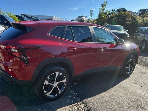 New 2026 Chevrolet Trax RS image 5