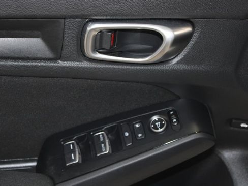 Used 2023 Honda Civic Sport image 6