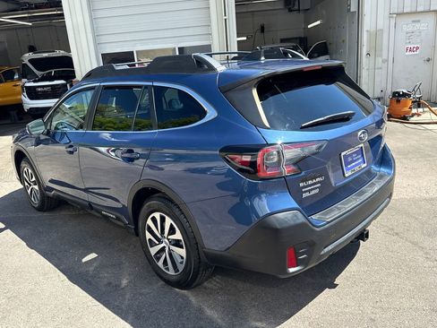 Used 2022 Subaru Outback Premium w/ Popular Package #1 AWD/4WD image 6