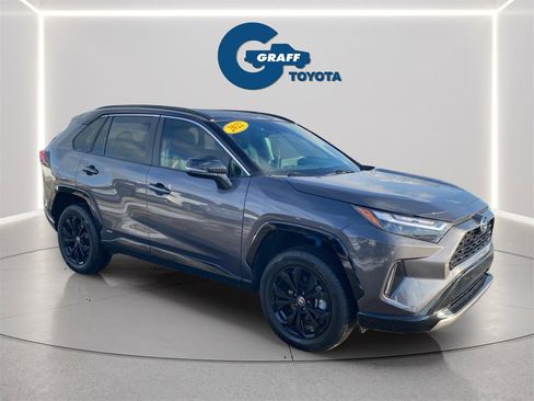 Used 2022 Toyota RAV4 XSE w/ XSE Grade Weather Package image 10