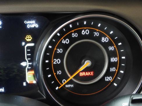 Used 2019 Jeep Wrangler Unlimited Sport S image 59