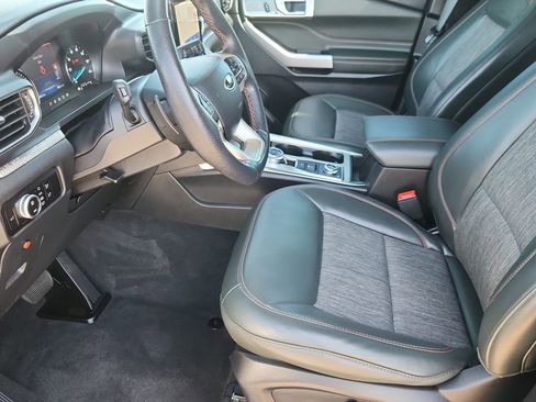 Used 2023 Ford Explorer Timberline w/ Timberline Technology Package AWD/4WD image 7