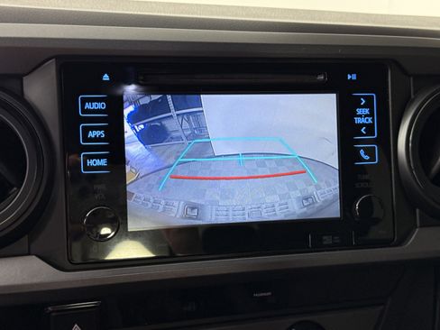 Used 2016 Toyota Tacoma TRD Off-Road w/ Towing Package image 19