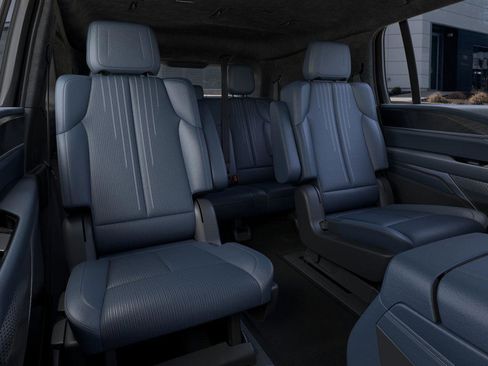 New 2025 Cadillac Escalade IQ Sport 2 w/ LPO, ONYX Package image 18