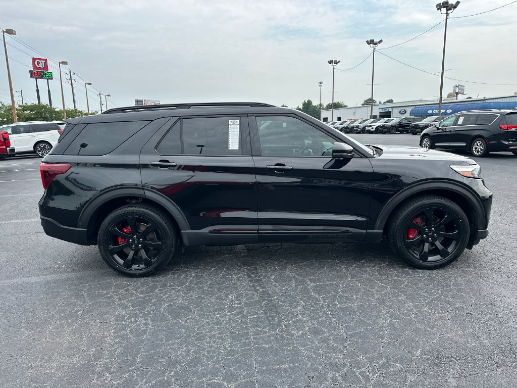 Certified 2023 Ford Explorer ST w/ Equipment Group 401A AWD/4WD image 8