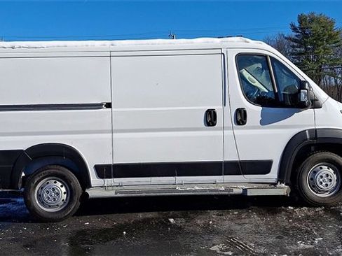 Used 2023 RAM ProMaster 2500 image 9