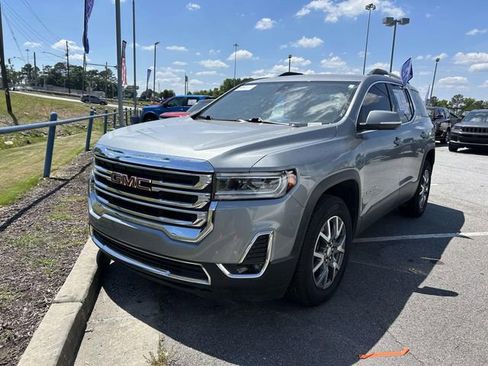 Used 2023 GMC Acadia SLT FWD image 9