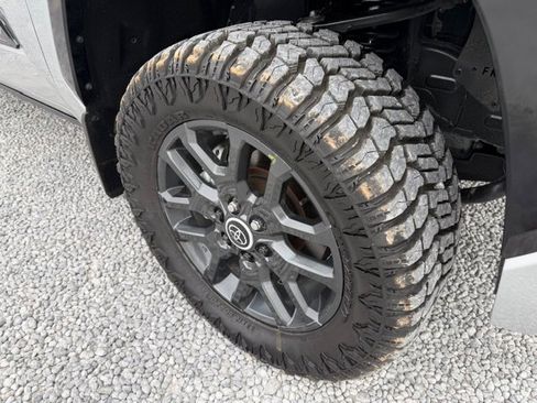 Used 2024 Toyota Tundra Platinum image 6