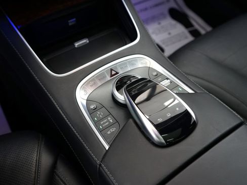 Used 2015 Mercedes-Benz S 550 4MATIC Sedan image 38