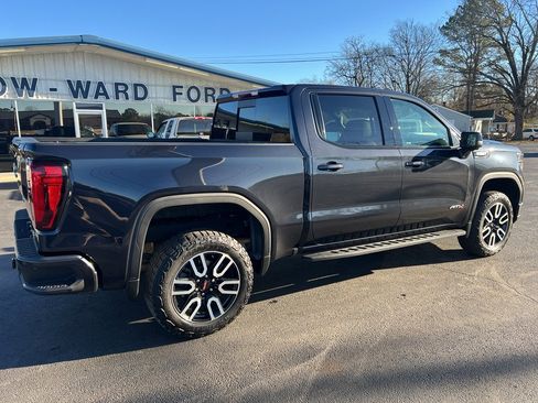 Used 2023 GMC Sierra 1500 AT4 w/ AT4 Premium Package image 5
