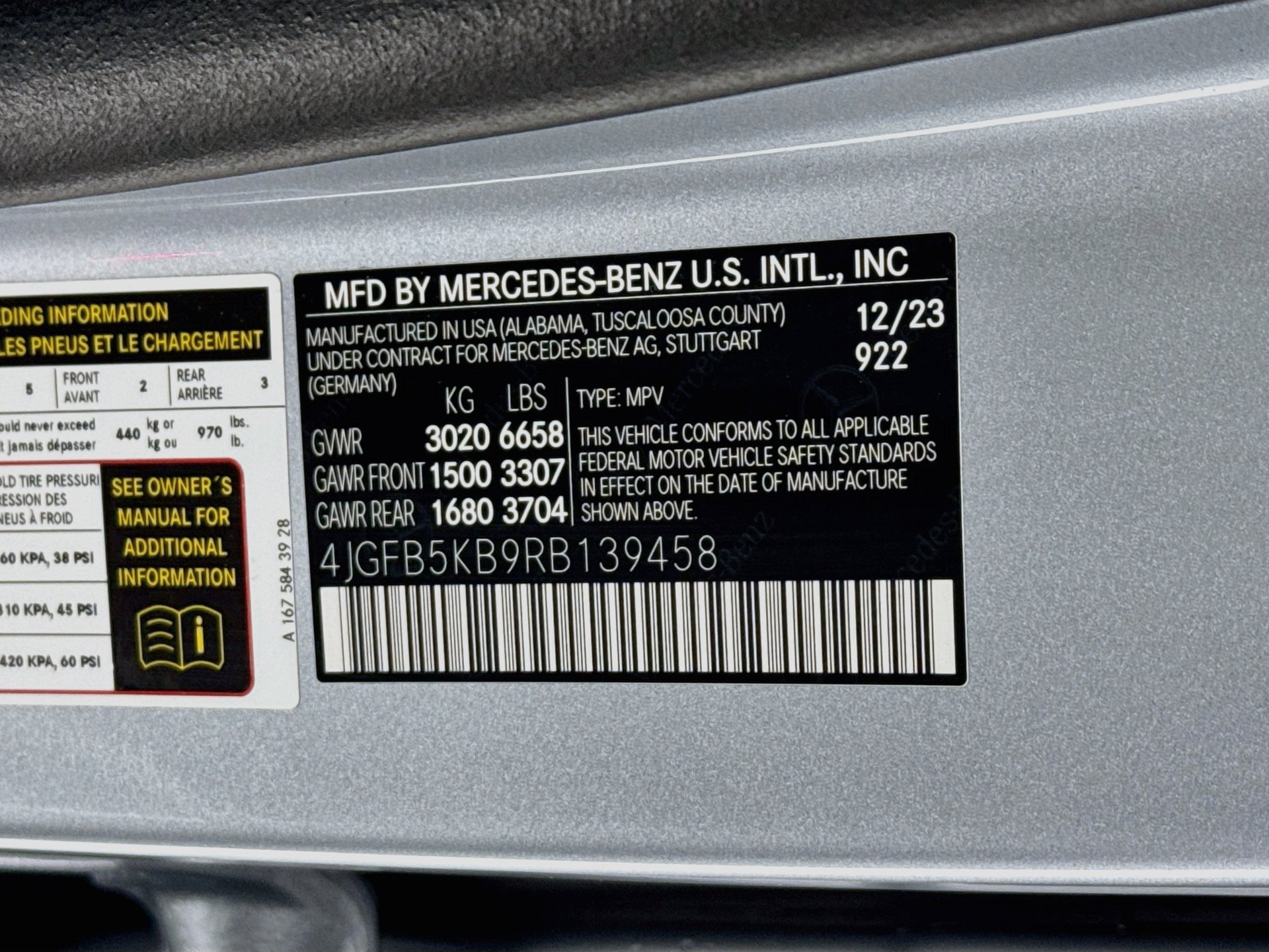 Used 2024 Mercedes-Benz GLE 450 4MATIC image 35