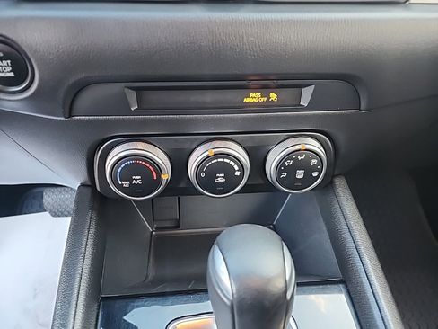 Used 2019 MAZDA CX-5 Sport image 19