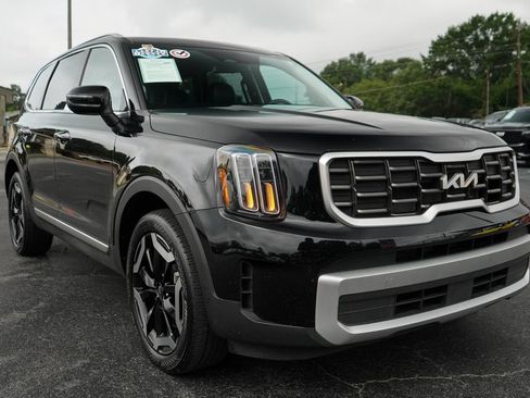 Used 2025 Kia Telluride S FWD image 41
