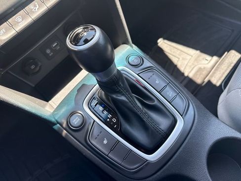Used 2019 Hyundai Kona Limited AWD/4WD image 29