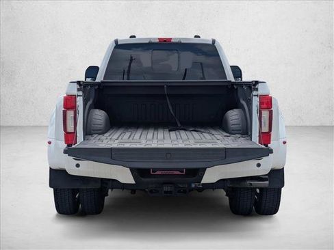 Used 2021 Ford F450 Platinum w/ FX4 Off-Road Package AWD/4WD image 6