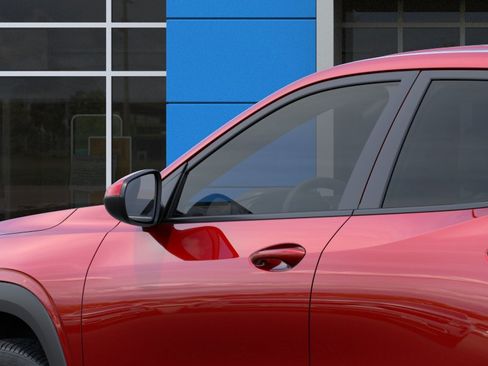 New 2026 Chevrolet Trax LS w/ LS Convenience Package FWD image 12