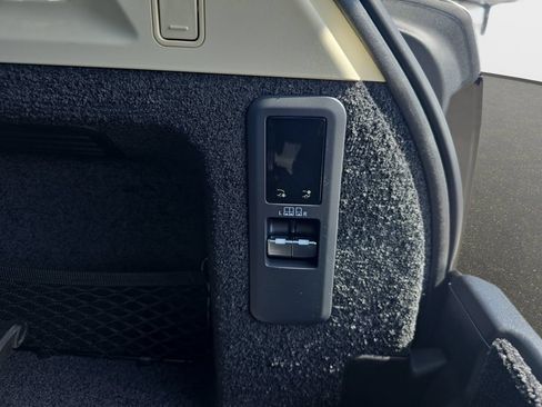New 2026 Land Rover Range Rover SE AWD/4WD image 14