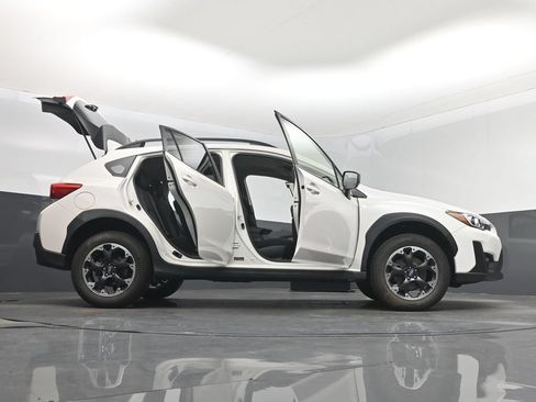 Used 2021 Subaru Crosstrek 2.0i AWD/4WD image 7