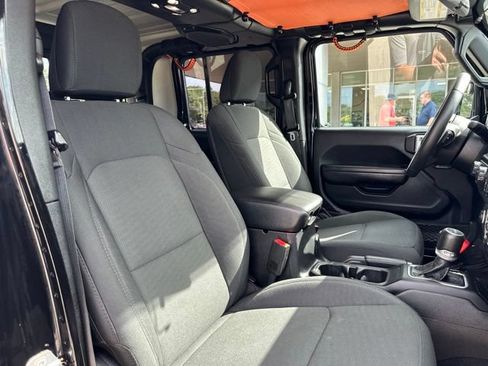 Used 2020 Jeep Gladiator Sport w/ Quick Order Package 24S AWD/4WD image 39
