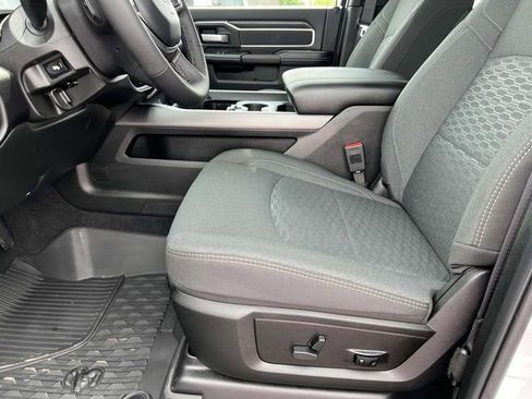 New 2025 RAM 2500 Big Horn AWD/4WD image 25