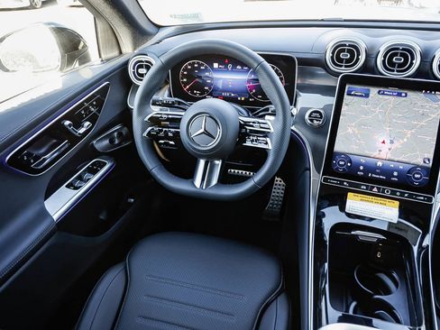 New 2026 Mercedes-Benz GLC 300 4MATIC image 14