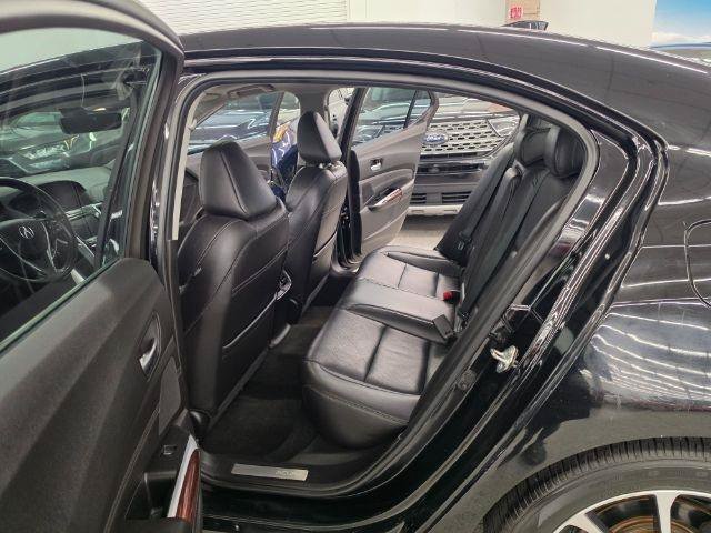 Used 2015 Acura TLX w/ Technology Package FWD image 36