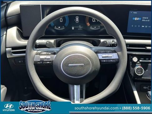 Certified 2025 Hyundai Tucson SEL AWD/4WD image 17