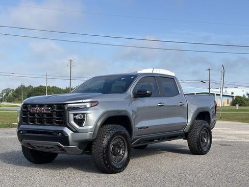 Used 2024 GMC Canyon AT4X AWD/4WD image 14