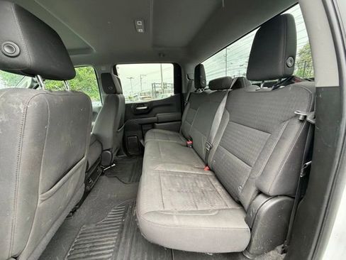 Certified 2022 Chevrolet Silverado 1500 Custom AWD/4WD image 15