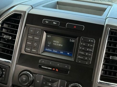 Certified 2016 Ford F150 XLT w/ Equipment Group 301A Mid image 23