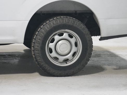 Used 2019 Ford F150 XL image 9