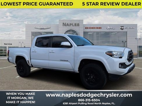 Used 2020 Toyota Tacoma SR5 RWD image 1